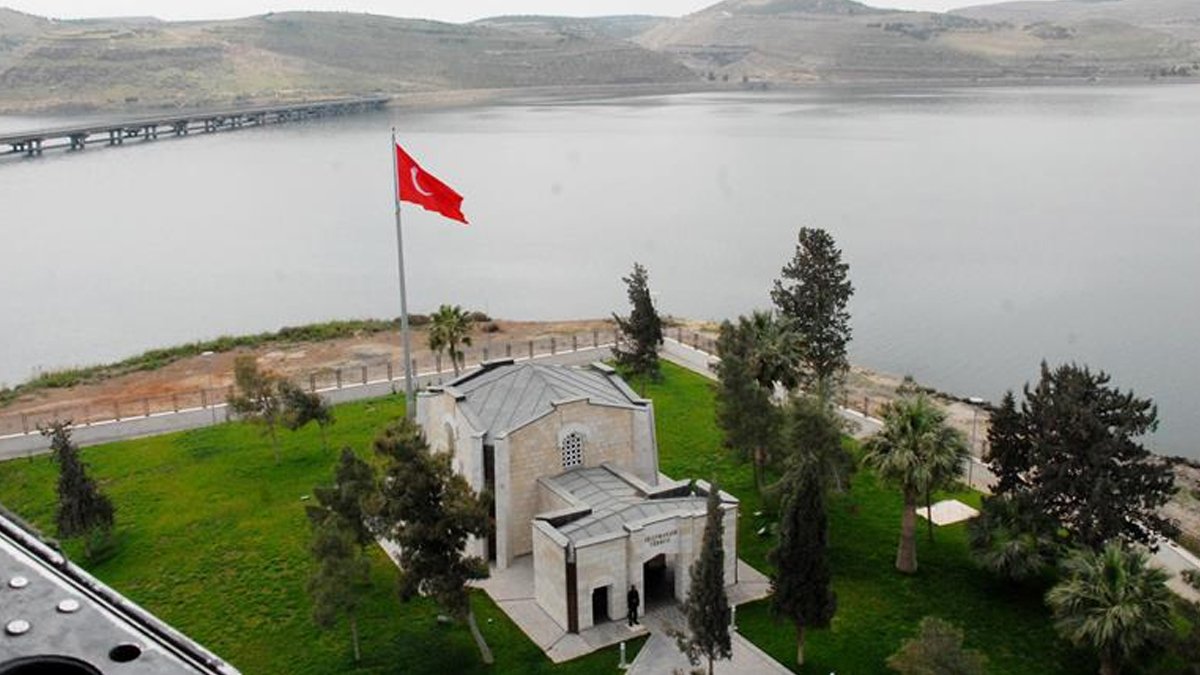 SDG: Süleyman Şah Türbesi'ni eski yerine taşımaya kararlıyız