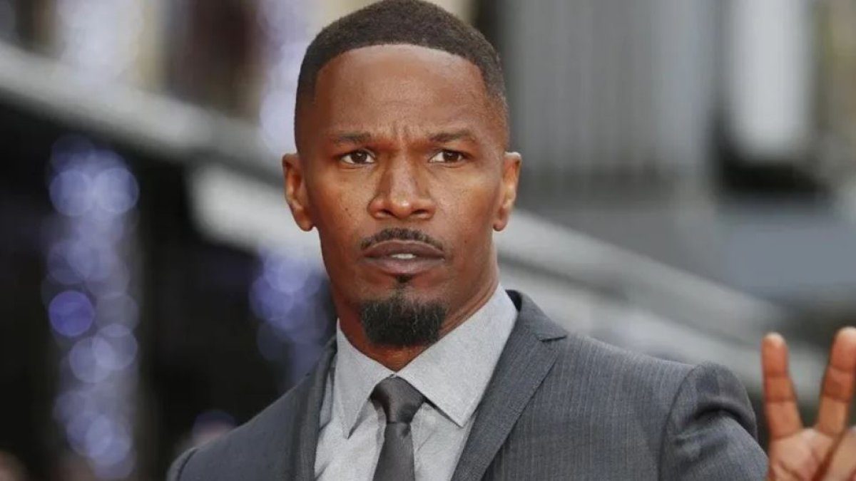 Oyuncu Jamie Foxx hastaneye kaldırıldı