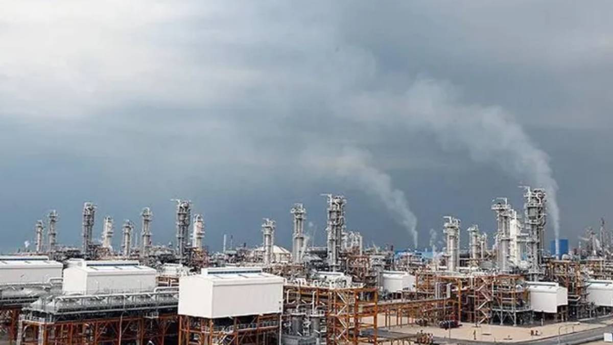 İran'da doğalgaz sorunu: Birçok sanayi bölgesi faaliyetlerine ara verdi