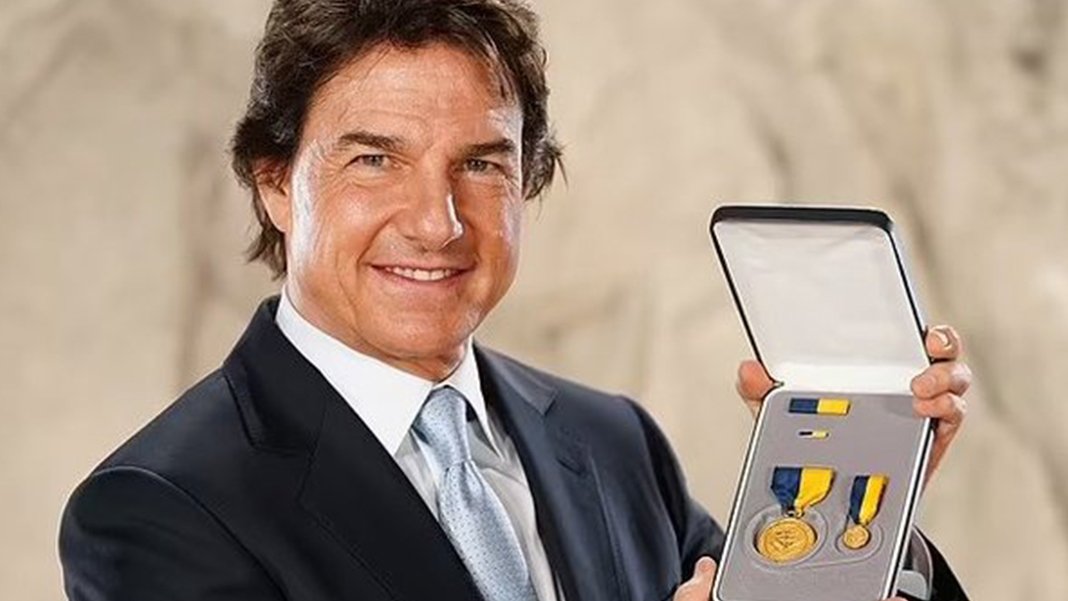 Tom Cruise’a ABD Deniz Kuvvetleri’nden özel onur: Üstün kamu hizmeti madalyası