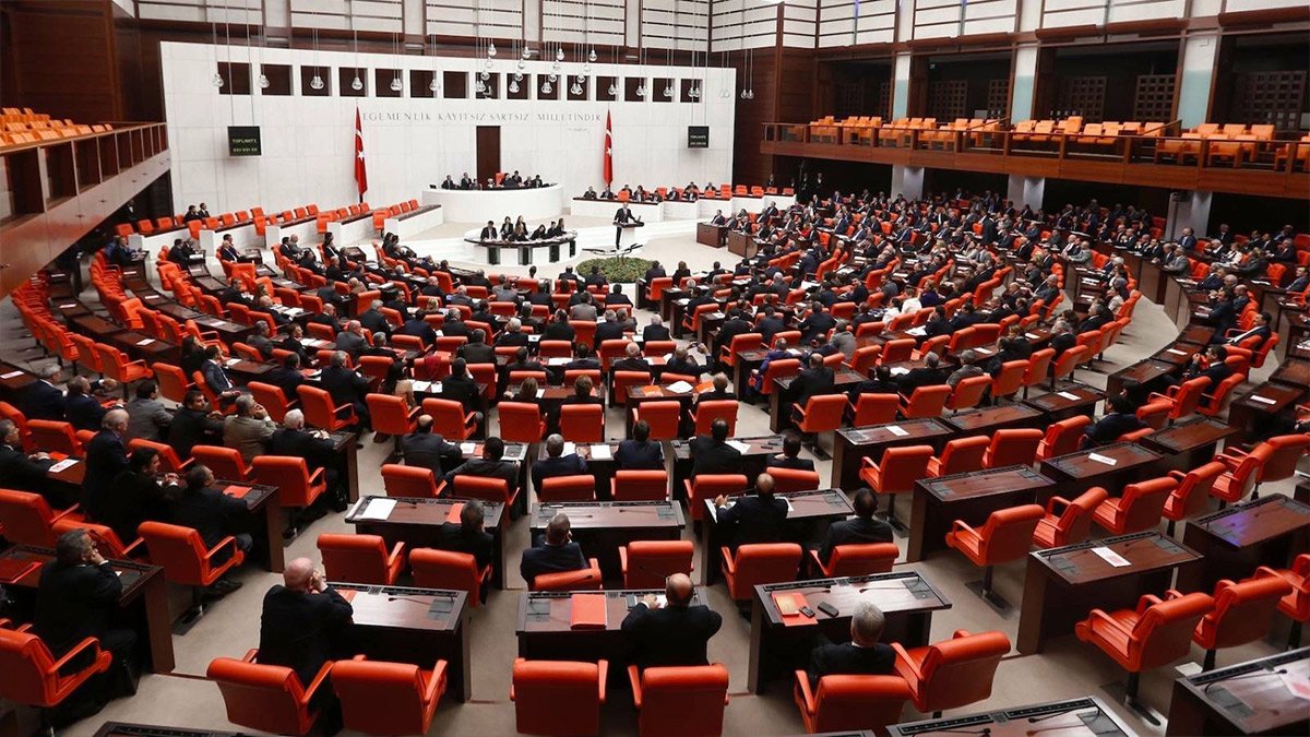 İYİ Parti'nin, Suriyelileri göndermek için bütçeye ilave 30 milyar lira önergesine ret