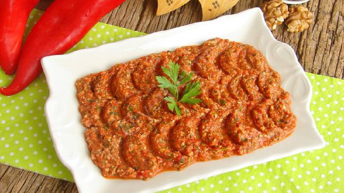 Yemeklerin eşlikçisi olacak! İster kahvaltıya deneyin ister akşam yemeğine! Tabağın dibini bile sıyıracaksınız