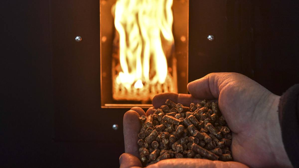 Büyükşehir Belediyesi pelet ve pelet sobası desteğine başladı