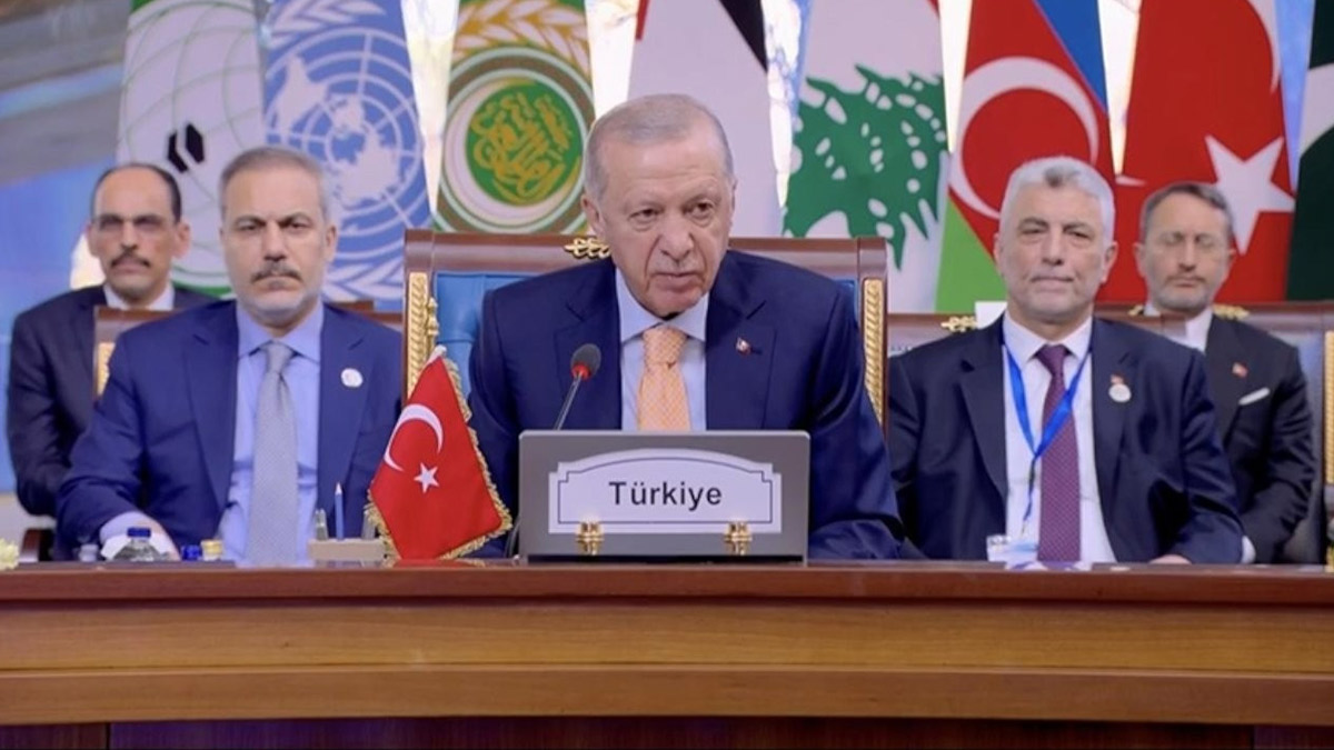 Erdoğan: İsrail, Suriye'nin toprak bütünlüğünü ihlal ediyor... İsrail'e silah ambargosu uygulanmalı