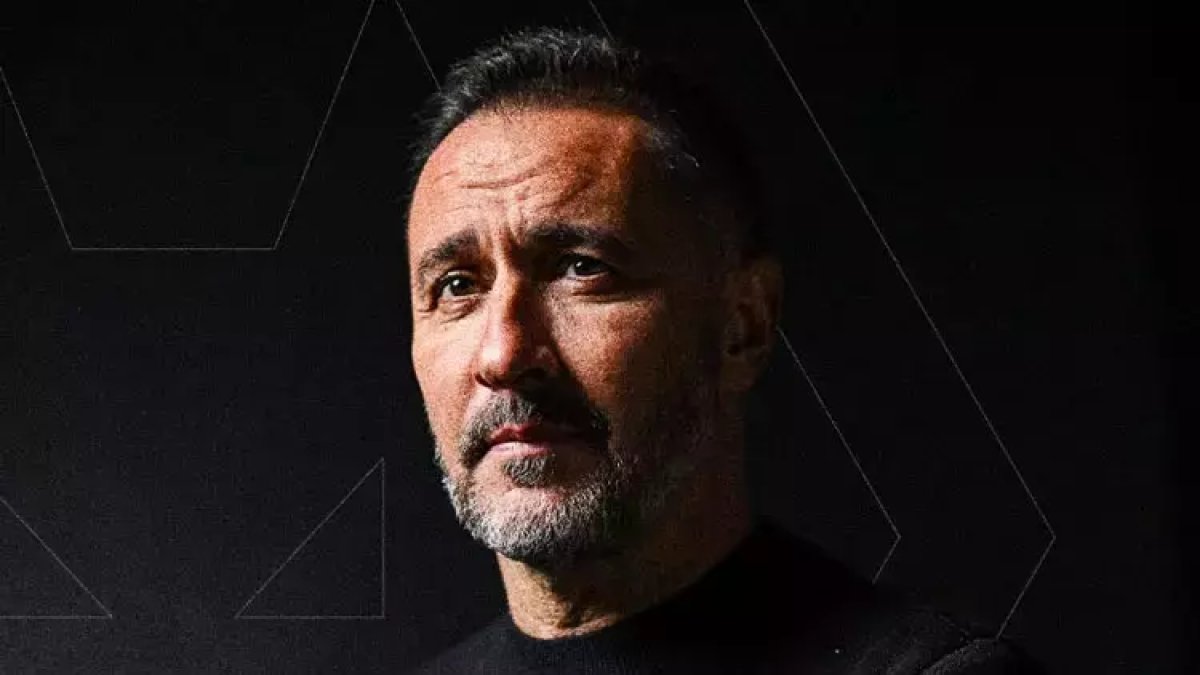 Fenerbahçe'nin eski teknik direktörü Vitor Pereira, Premier Lig ekibine imza attı