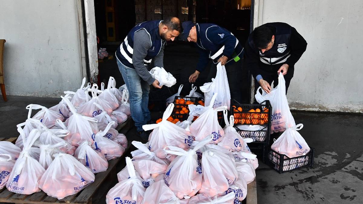 5 ton mandalina örnek iş birliği ile dağıtılıyor