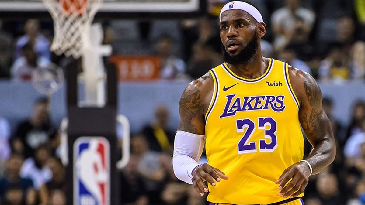 LeBron James NBA tarihine geçti