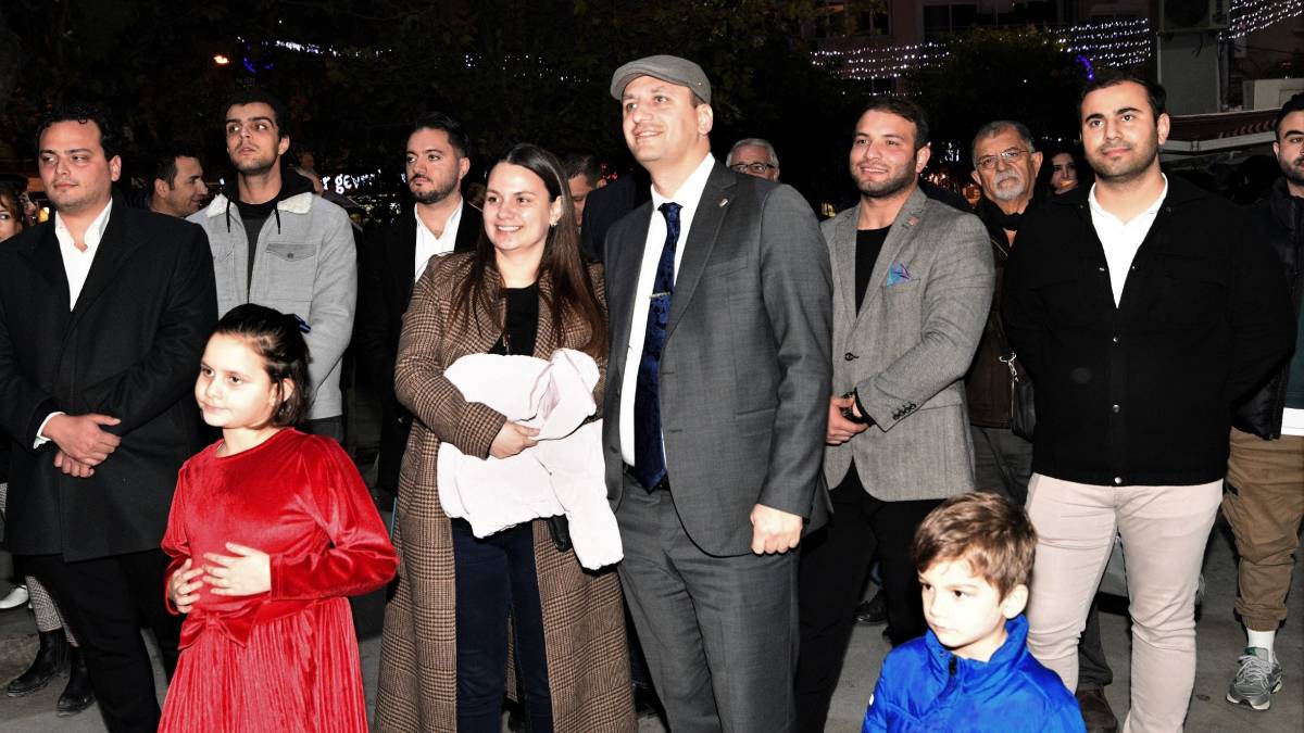 Bornova Küçük Park’ta Yeni Yıl coşkusu