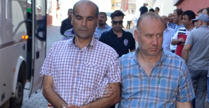 FETÖ/PDY soruşturmasında 13 polis tutuklandı