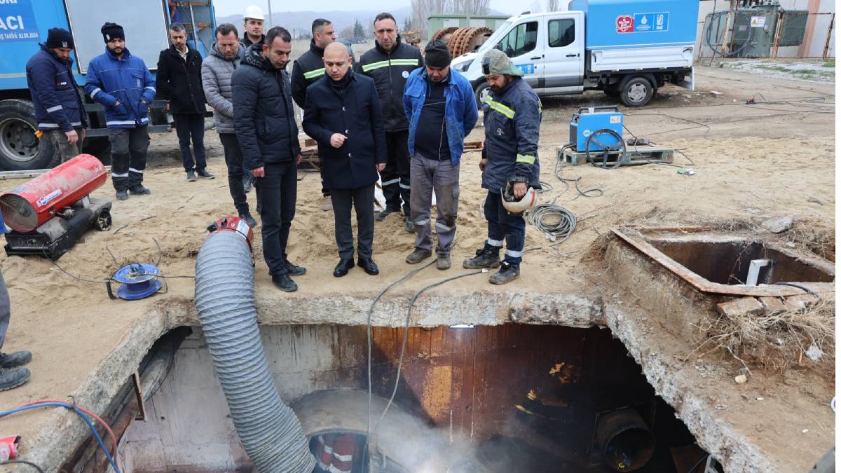 25 yıllık su vanaları değiştirildi