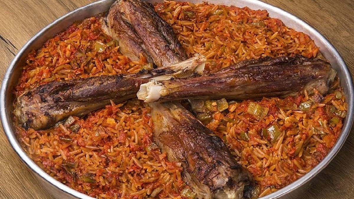 Yalnızca Ankaralılar biliyor, kemikli etle yapılıyor! Komşular kokuyu alır almaz kapıda bitecek! İşte Ankara tava tarifi…