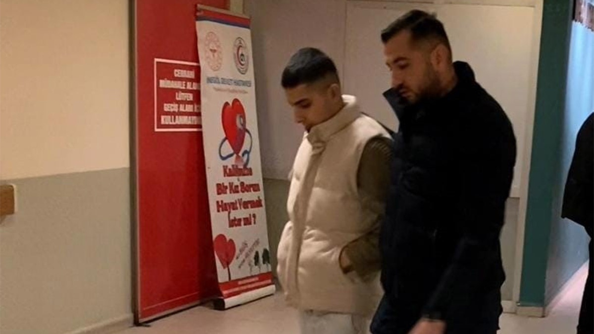 Bursa'da korkunç olay! 17 yaşındaki genç, babasını bıçakladı