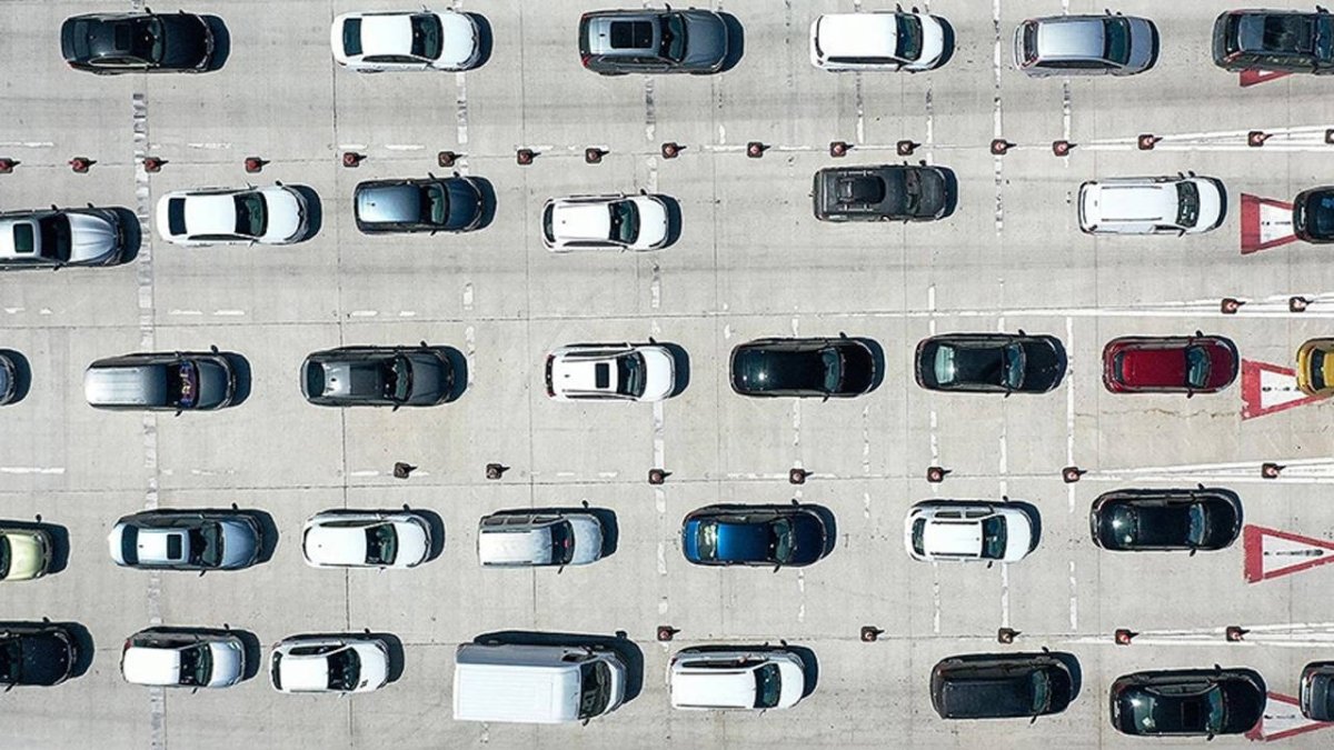 Araç sahipleri dikkat! MTV zam oranları ve taksit tarihleri belli oldu: 16 bin TL'ye kadar çıkıyor