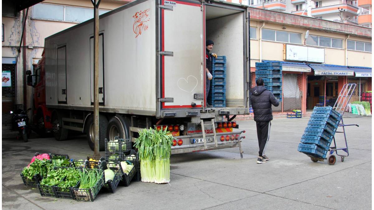 Hal müdürlüğü hareketli bir dönem yaşıyor