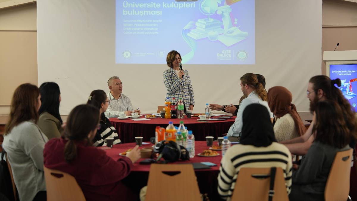 Gençler sordu, Başkan Ünlüce cevapladı