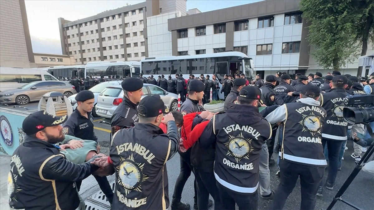 İstanbul'da motosikletli suç örgütlerine operasyon: 40 zanlı tutuklandı