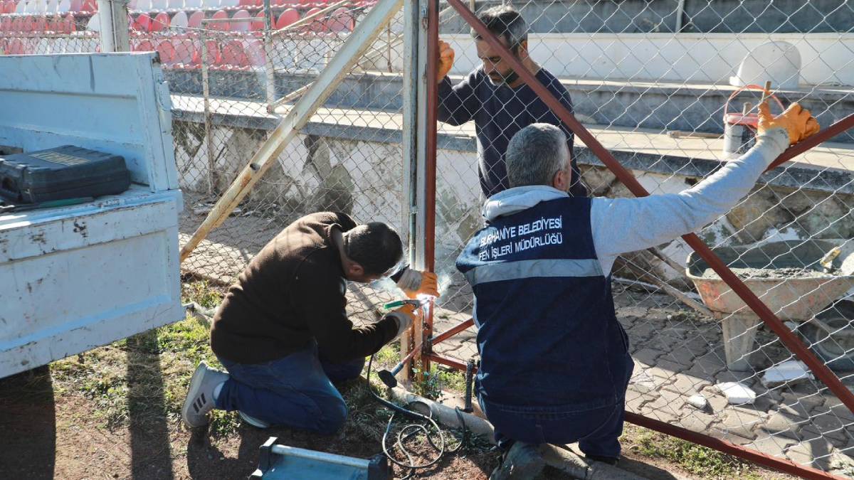 Burhaniye'de çalışmalar titizlikle sürdürülüyor