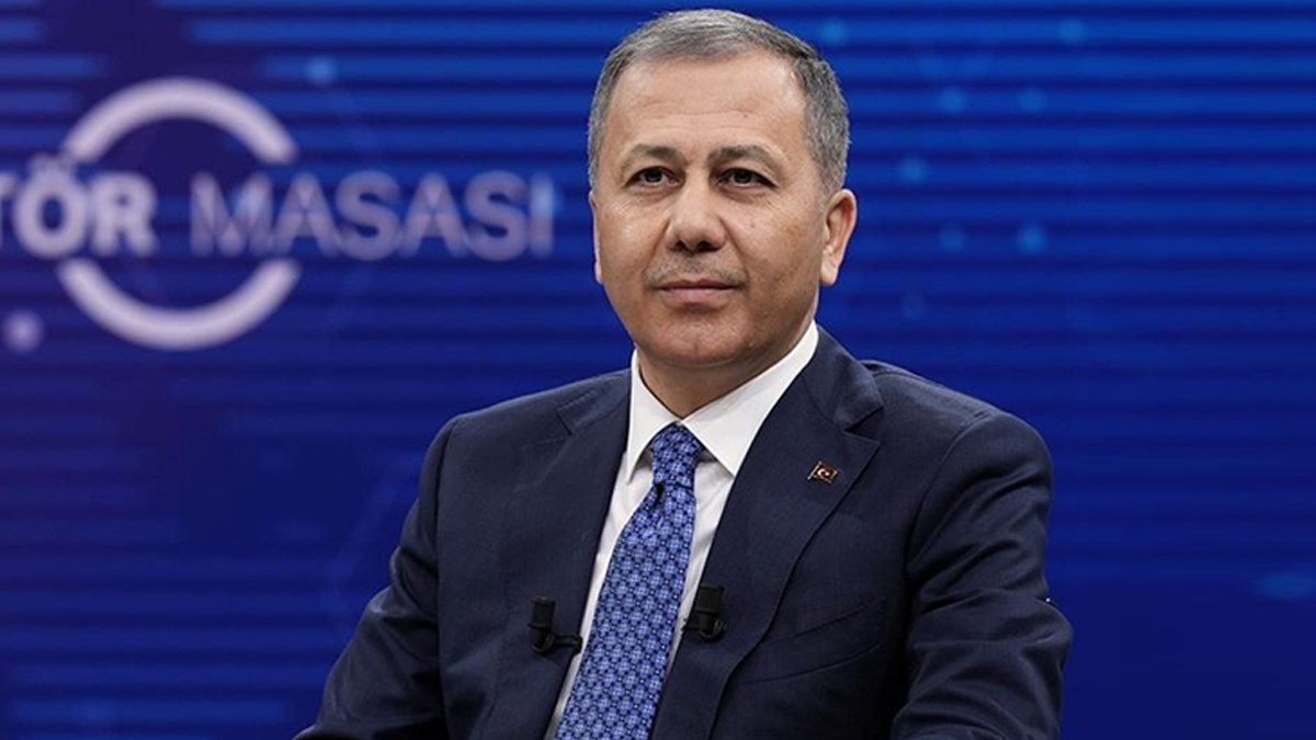 Yerlikaya: Son 15 günde 25 binden fazla Suriyeli ülkesine döndü