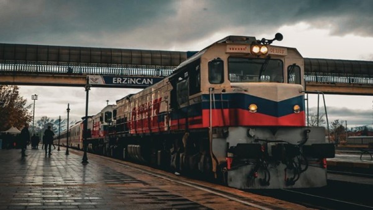 Yılın ilk seferini yapan Turistik Doğu Ekspresi Erzincan’da
