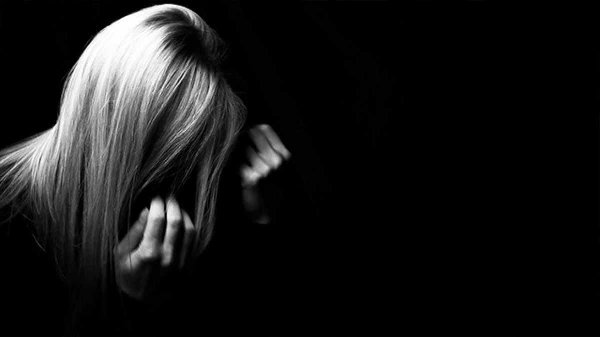 Kadına ve çocuğa şiddet Yunanistan'da son 1 yılda 2 kat arttı