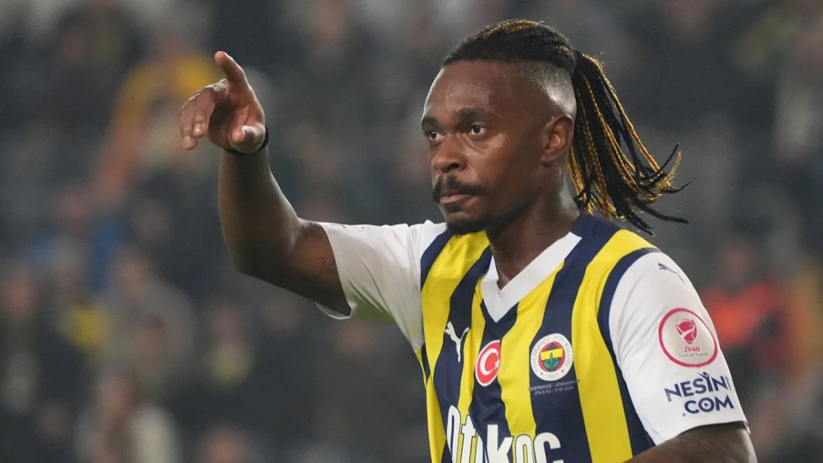 Lincoln Henrique, transfer iddialarına cevap verdi: Yakında görüşmek üzere