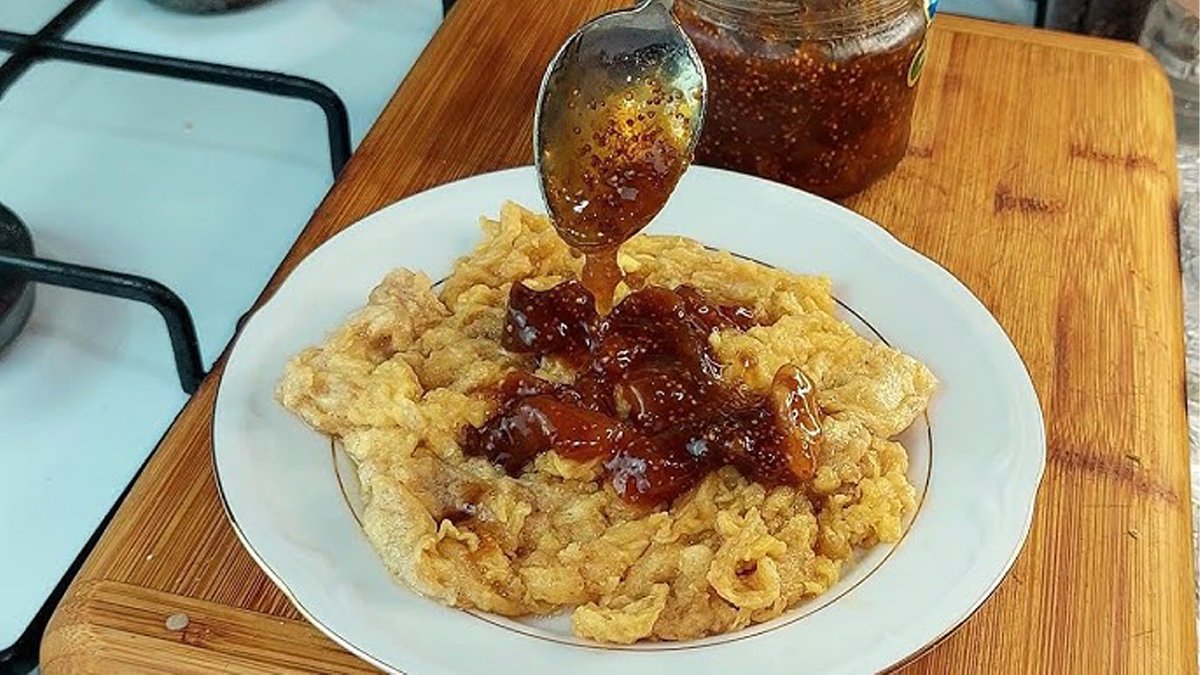 Tadı damak çatlatıyor, kokusunu alan koşuyor! Kahvaltılık sütlü soğan kavurması... Yiyen tarifini istiyor