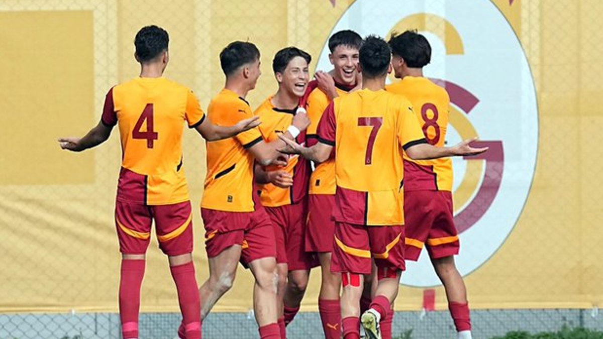 Galatasaray, Fenerbahçe'ye fark attı: 8-1'lik galibiyet