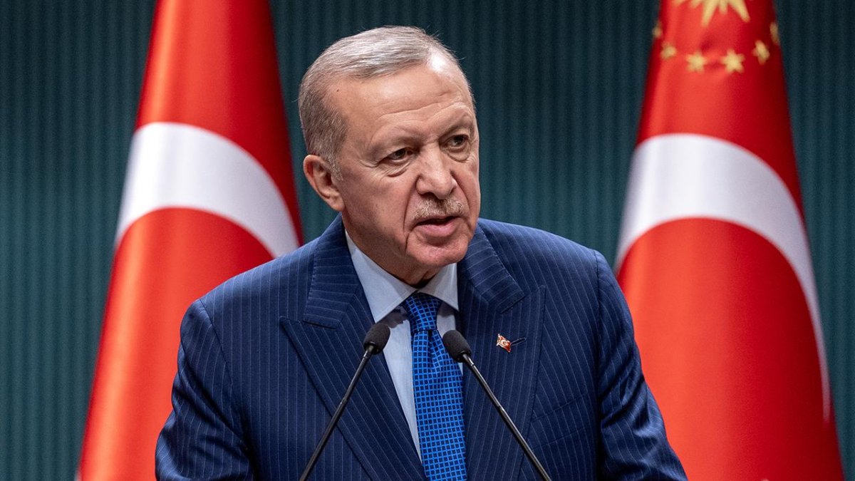 Erdoğan'dan Noel mesajı: "Tüm vatandaşlara huzur ve mutluluk diliyorum"