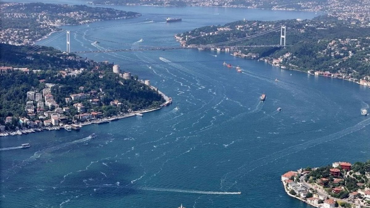 Marmara Denizi'ndeki kirlilik tehdidi artıyor: Müsilajın 3 nedeni var biri insan kaynaklı