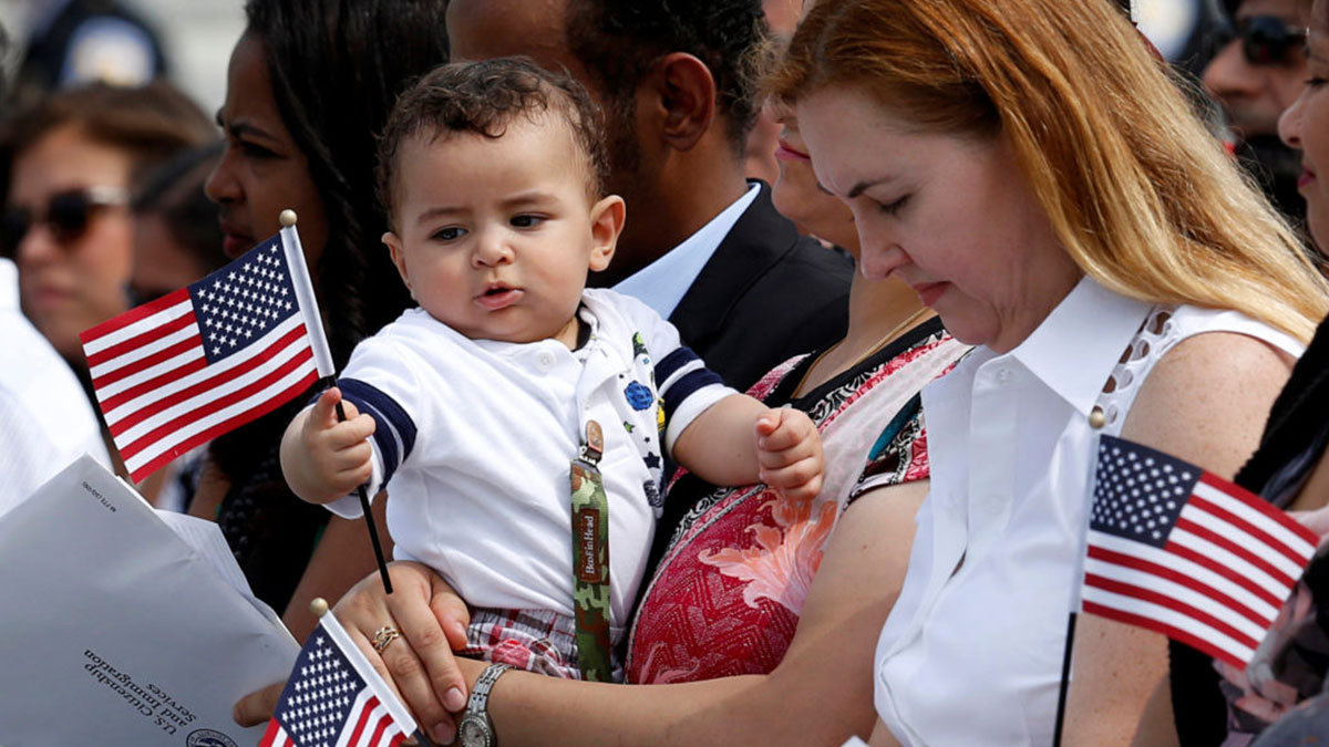 Çocuğunu ABD'de dünyaya getirip vatandaşlık almayı planlayanlara kötü haber! 150 yıllık yasa iptal ediliyor