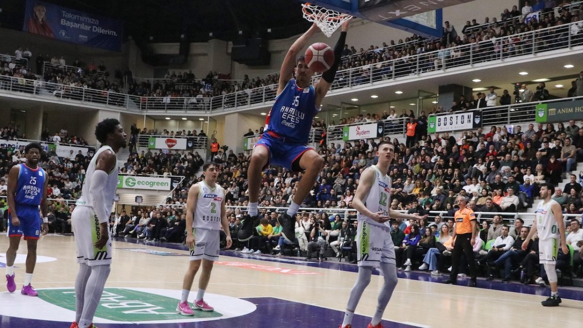 Anadolu Efes, Monaco'ya farklı mağlup oldu