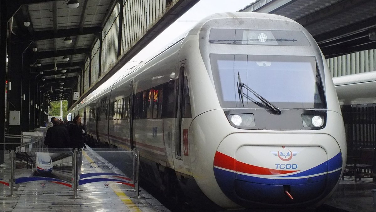 Tren garlarında internet artık ücretsiz olacak