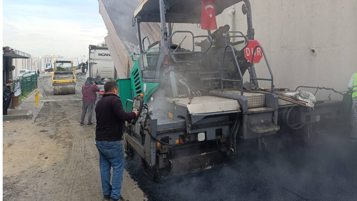 Esenyurt’ta konforlu ulaşım için yollar yenileniyor