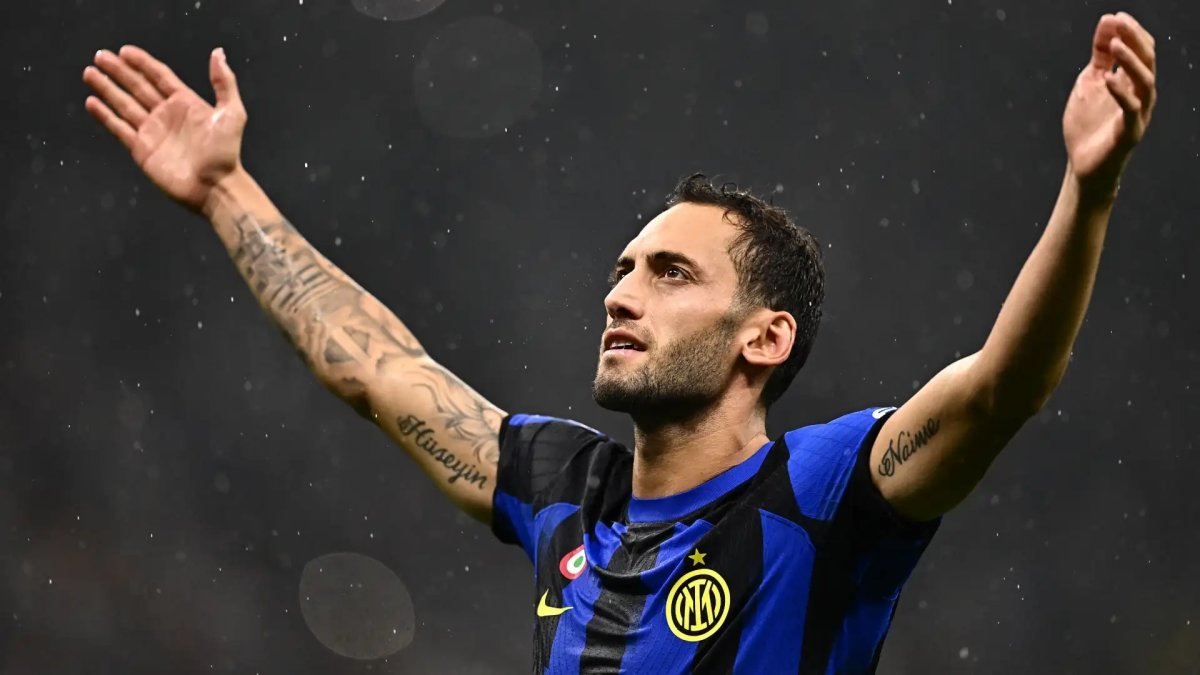 Hakan Çalhanoğlu'ndan transfer itirafı: Bayern Münih beni transfer etmek istedi