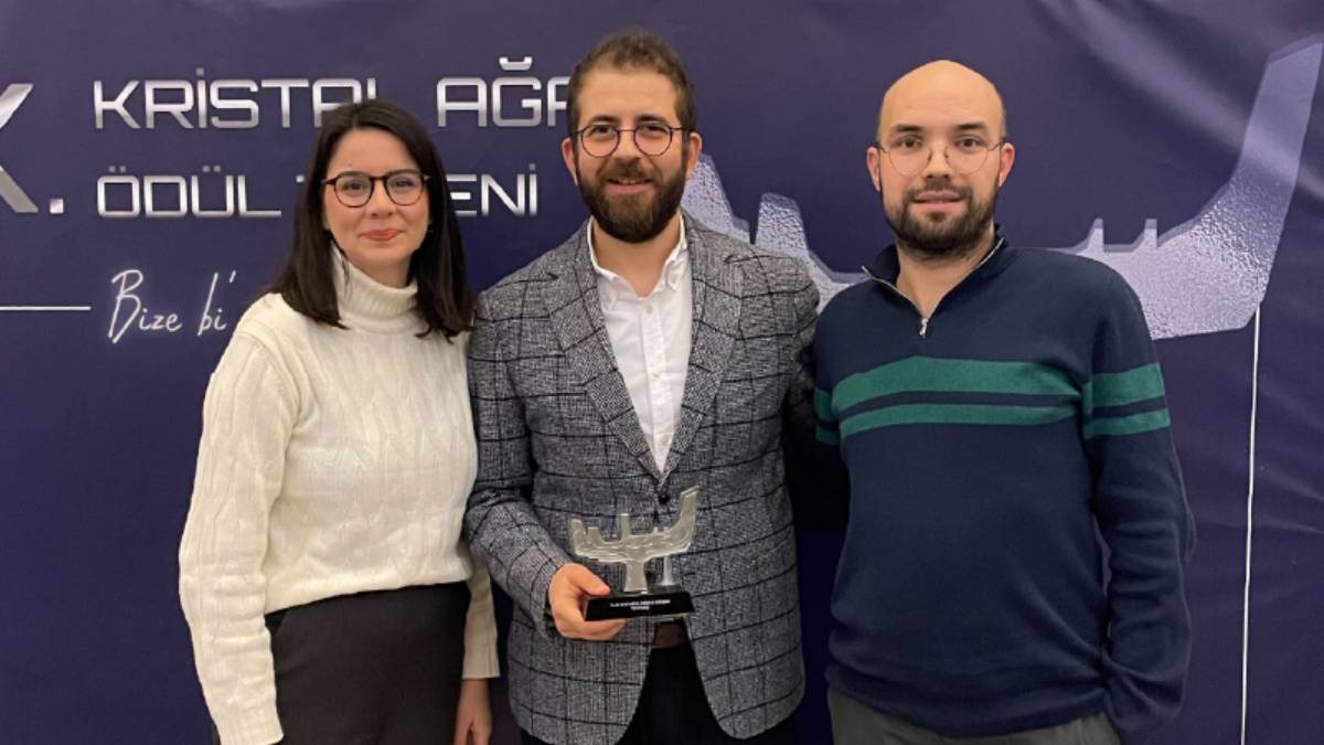 Teyit,  ODTÜ’den "Yılın Yeni Nesil Medya Girişimi” ödülünü aldı