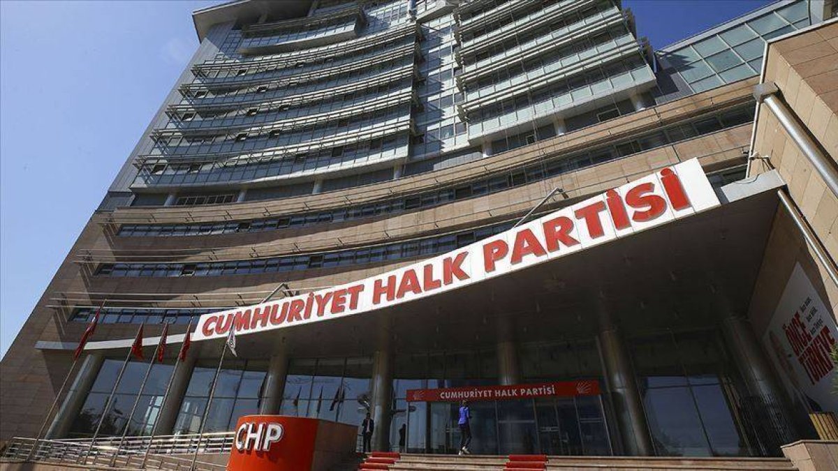 CHP'den Özel ve Erol hakkında açıklama: Kapalı grupta geçen diyalog maksatlı çarpıtıldı