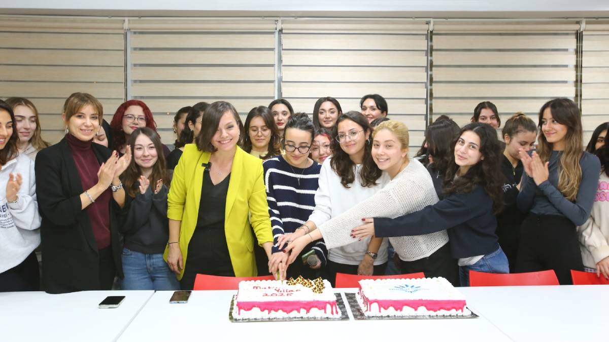 Başkan Kınay, “Karabağlar Ailesinin” yeni yılını kutladı