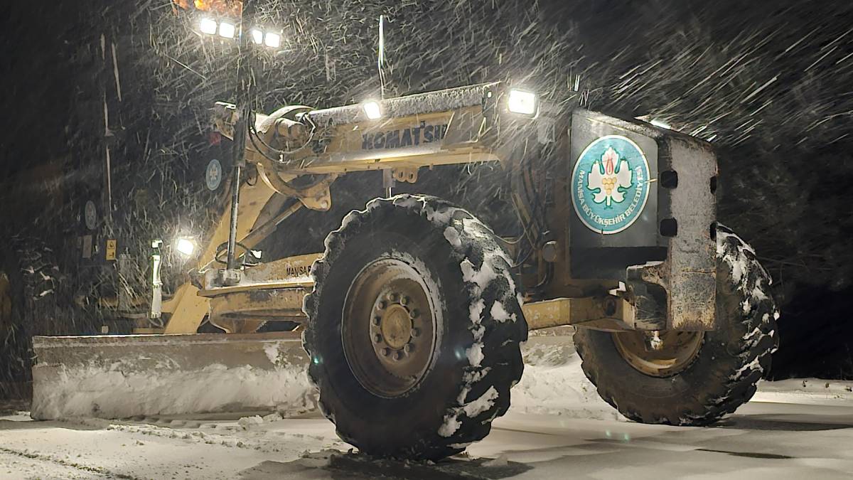 Zeyrek: “Ekiplerimiz sahada, canla başla çalışıyoruz”