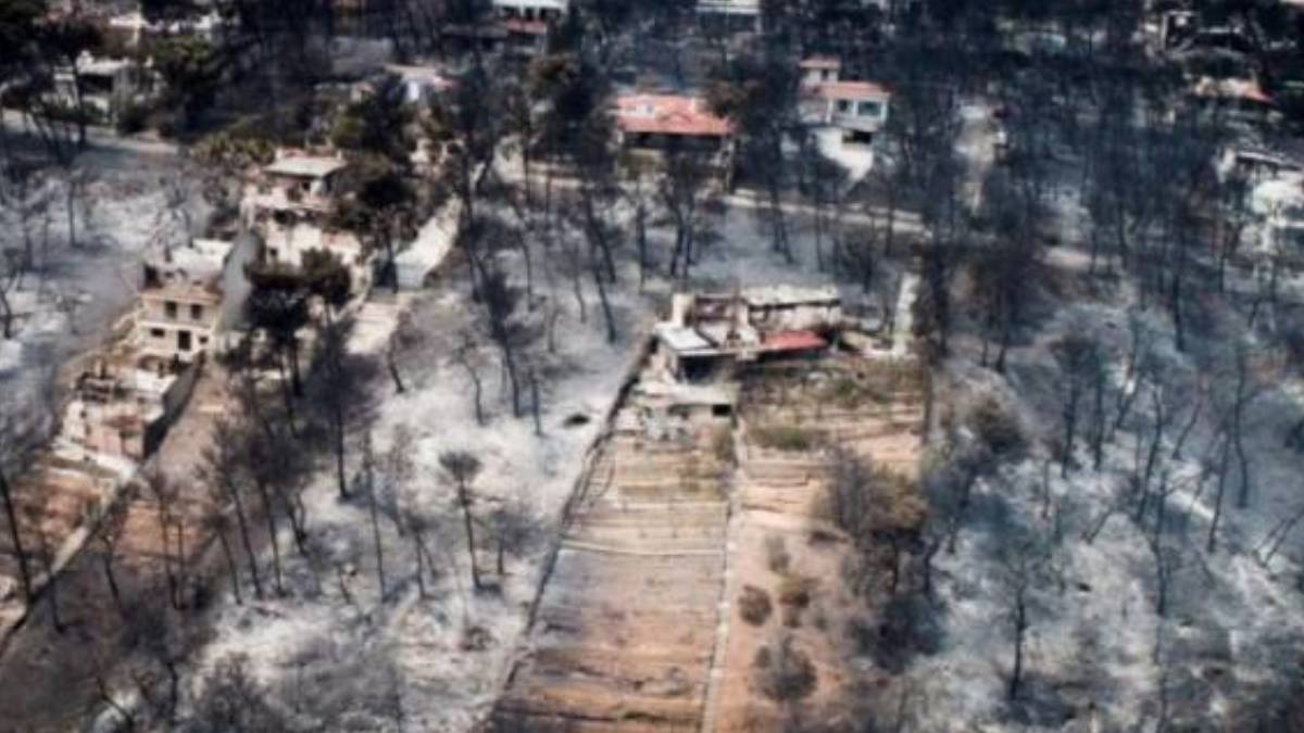 Yunanistan'da otel yangını: Ölü ve yaralılar var