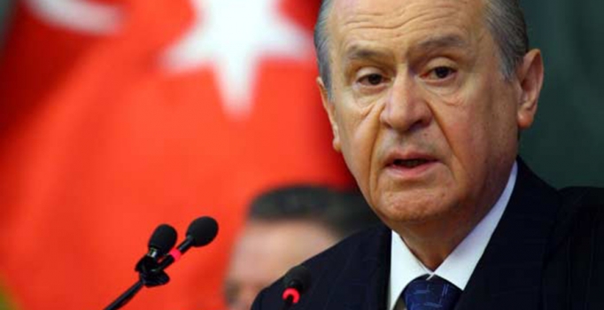 Sosyal medya Bahçeli'yi hedef tahtasına oturttu