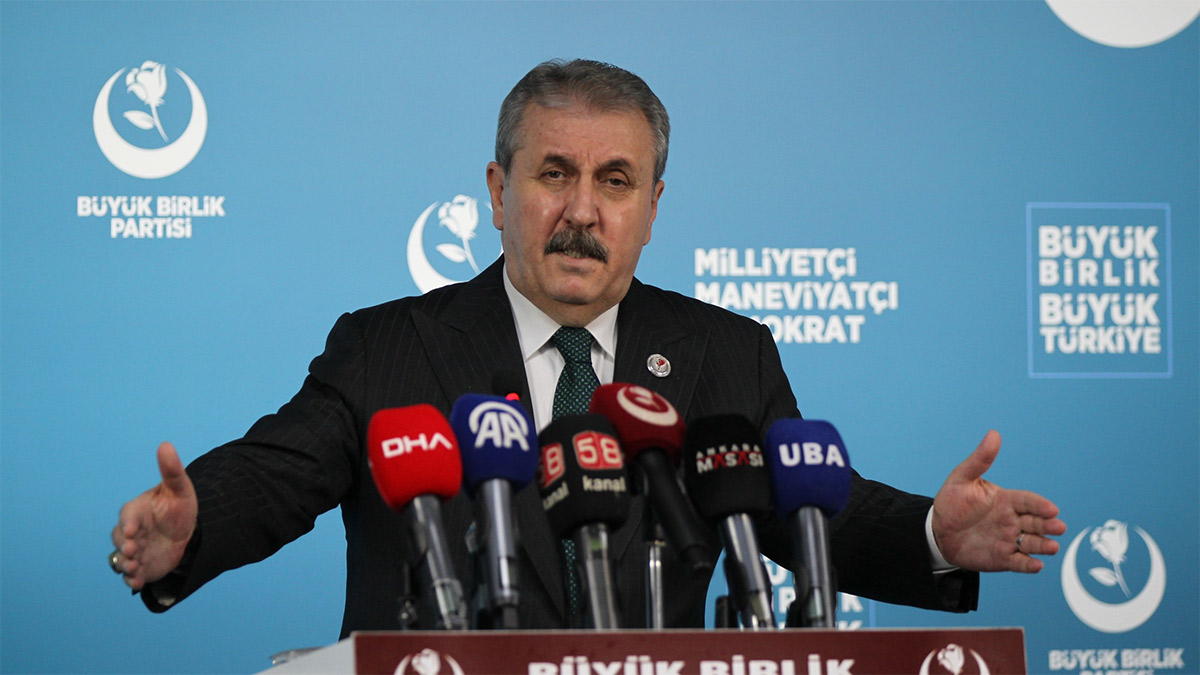 Destici’den ‘çözüm süreci’ tepkisi: Terörle mücadeleye zarar verir