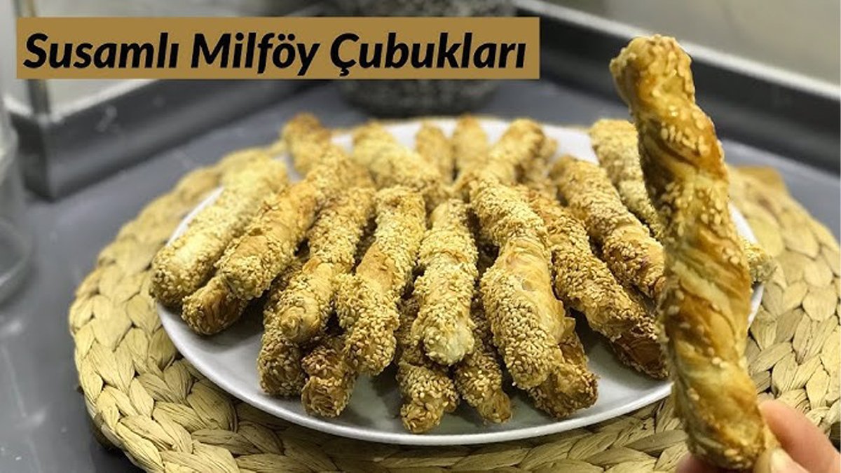 Kahvaltılarda kapışılıyor! Kolayca hazırlanan milföy çubukları... Çıtırlığı damak çatlatıyor