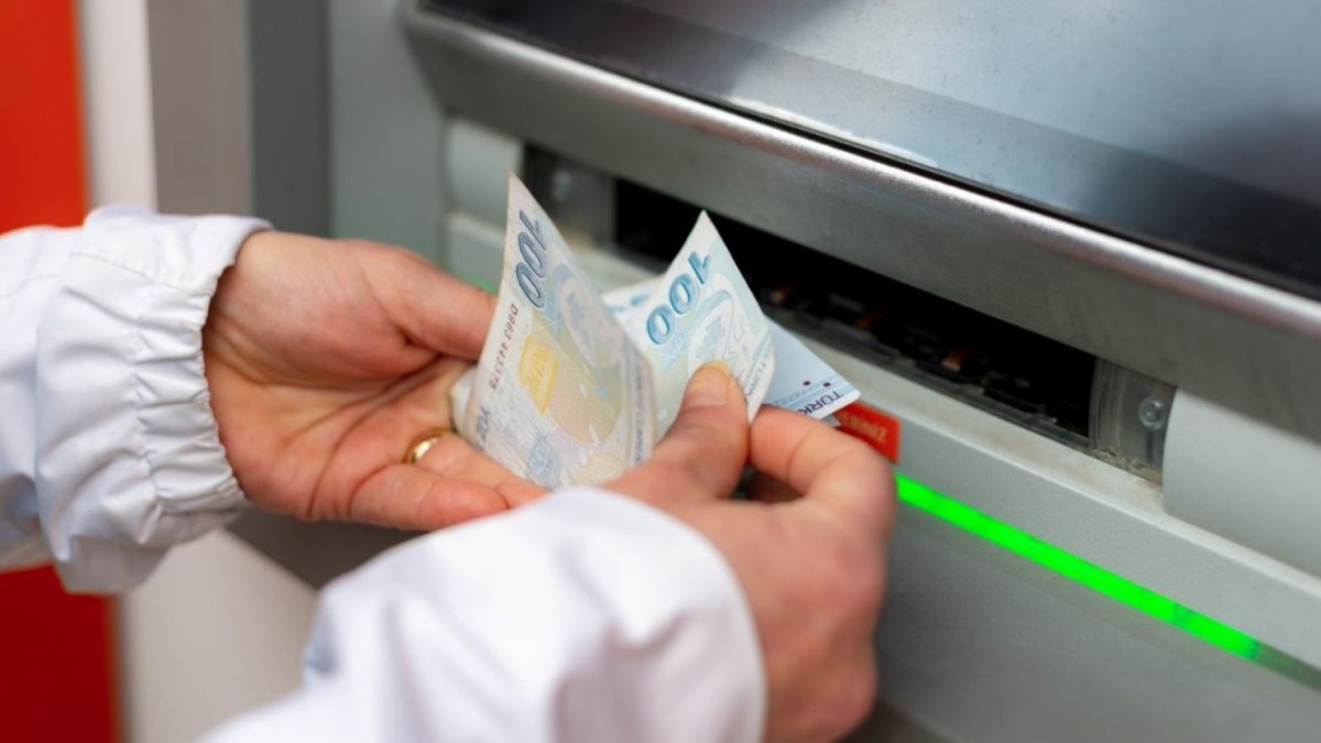 Bankalar hesap bakım ücreti alacak: Yıllık 790 TL'yi bulacak