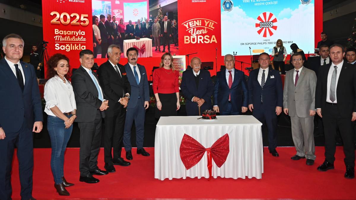 Bursa Büyükşehir ailesi yeni yılı birlikte kutladı