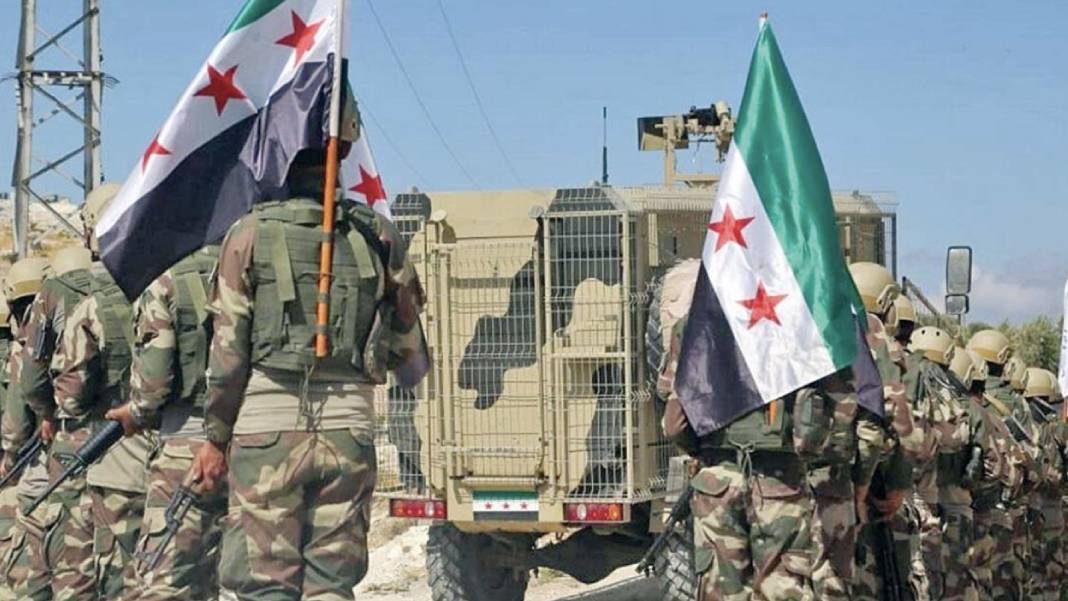 Suriye’de orduya yabancı subaylar mı atandı? Subayların terfi meselesi tartışma yarattı