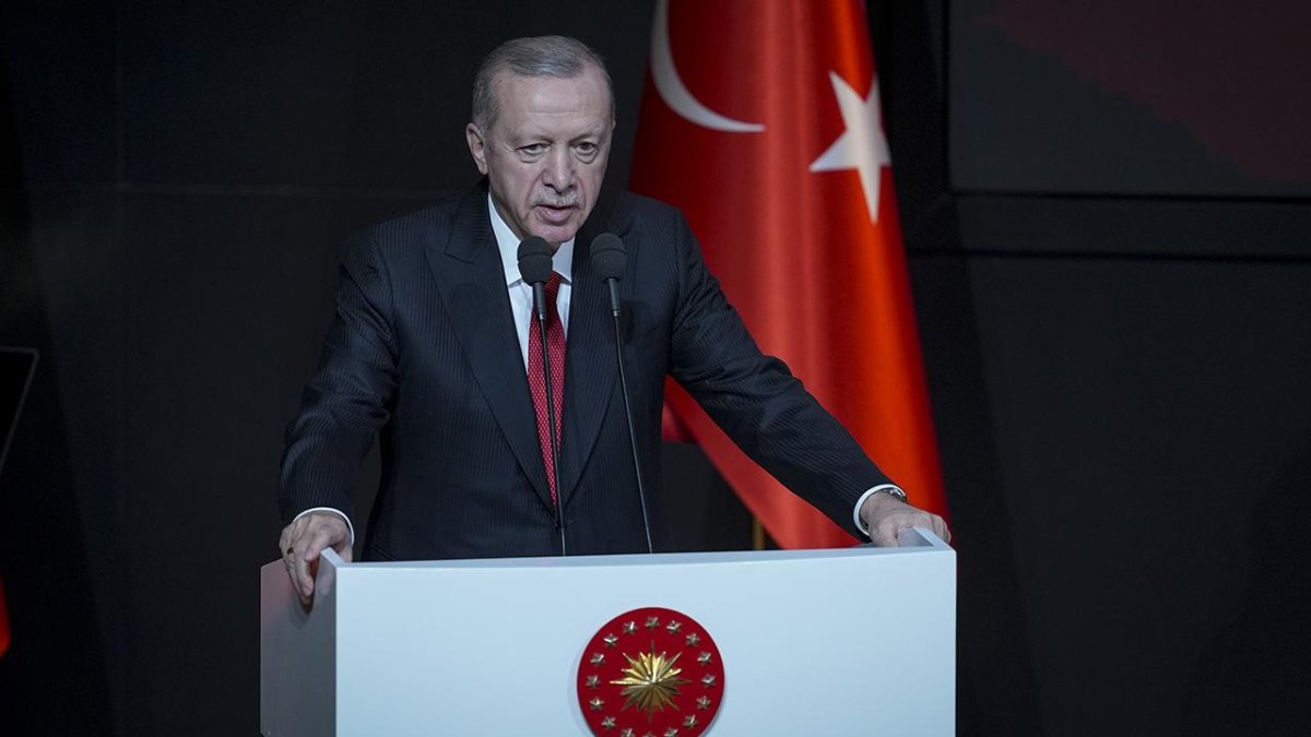 Erdoğan 2024'ün yatırımlarını, hizmetlerini ve projelerini paylaştı