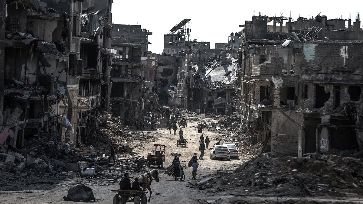 İsrail, Cebaliye ve Bureyc kamplarında 17 Filistinliyi katletti: Gazze yeni yıla katliamlarla girdi