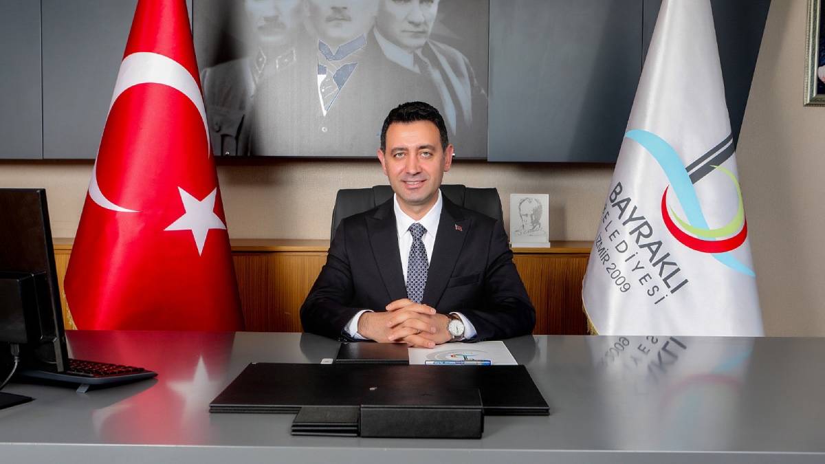 Başkan Önal’dan yeni yıl mesajı: "Bayraklı’yı daha ileriye taşıyacağız"