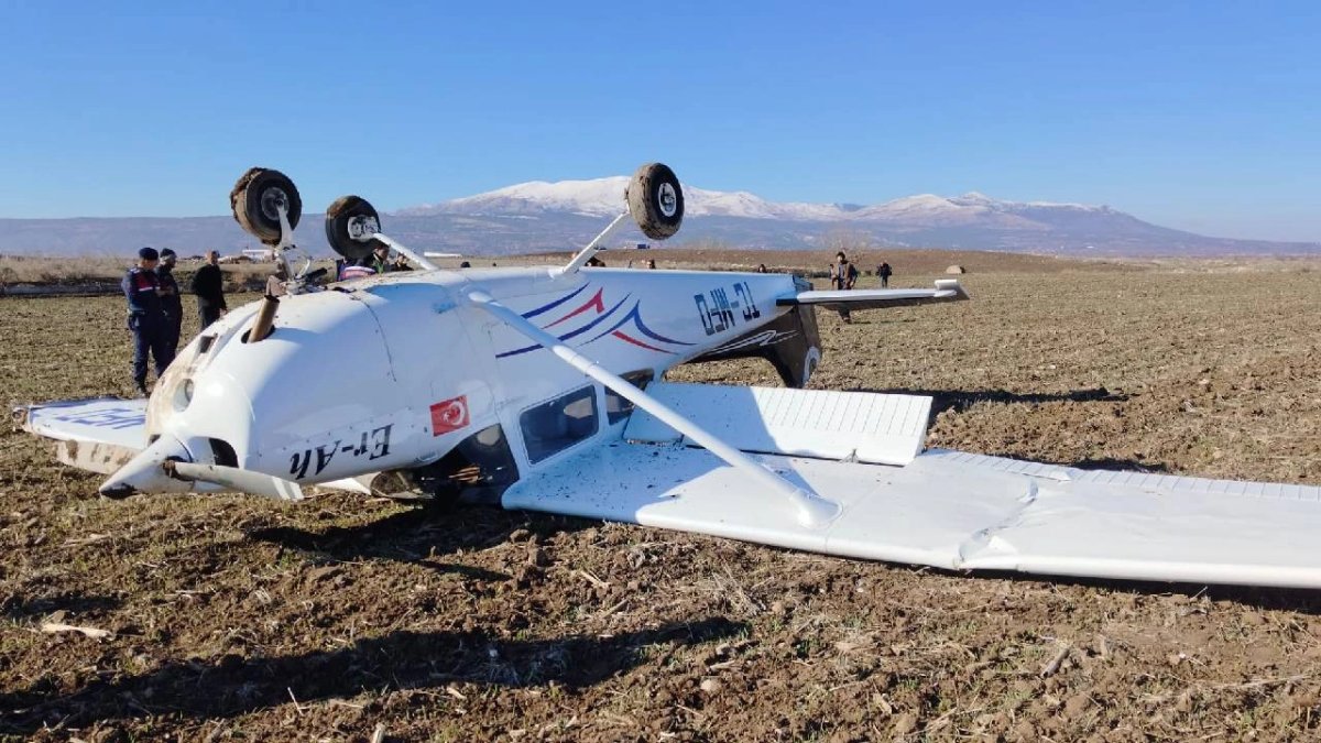 Denizli'de eğitim uçağı ani iniş yaptı: 1 kişi yaralandı