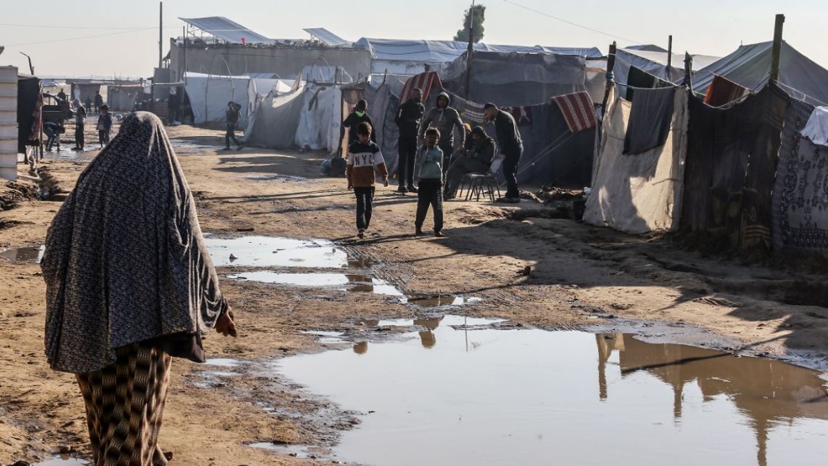 Gazze’de can kaybı 45 bin 553’e yükseldi